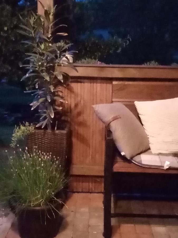 Mija Apartman S Vinnym Sklipkem, Zahradou A Grilem Kájov Exterior photo