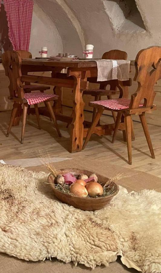 Mija Apartman S Vinnym Sklipkem, Zahradou A Grilem Kájov Exterior photo