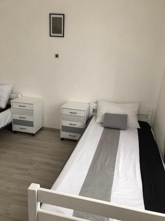 Mija Apartman S Vinnym Sklipkem, Zahradou A Grilem Kájov Exterior photo