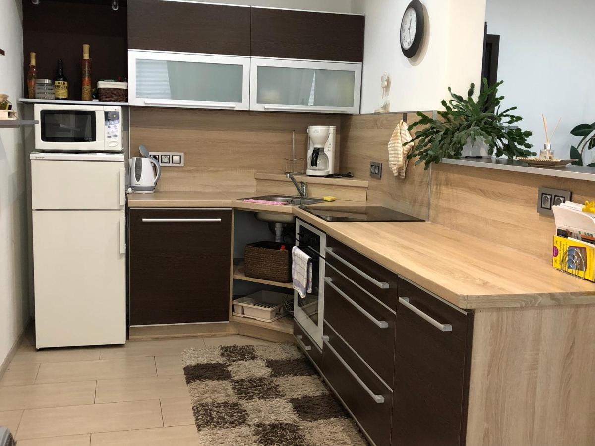 Mija Apartman S Vinnym Sklipkem, Zahradou A Grilem Kájov Exterior photo
