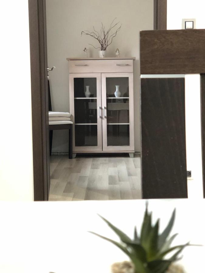 Mija Apartman S Vinnym Sklipkem, Zahradou A Grilem Kájov Exterior photo