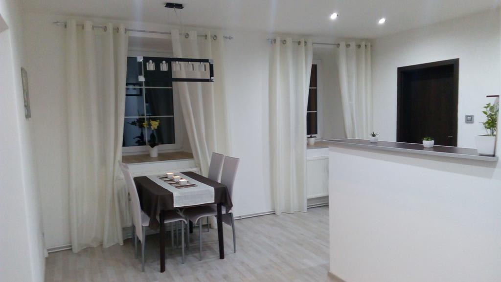 Mija Apartman S Vinnym Sklipkem, Zahradou A Grilem Kájov Exterior photo
