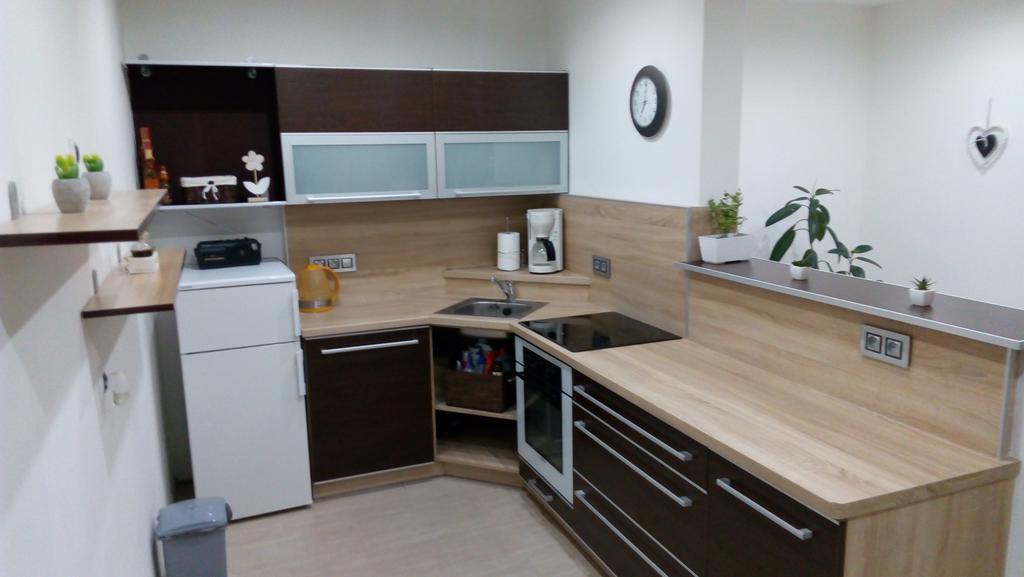 Mija Apartman S Vinnym Sklipkem, Zahradou A Grilem Kájov Exterior photo